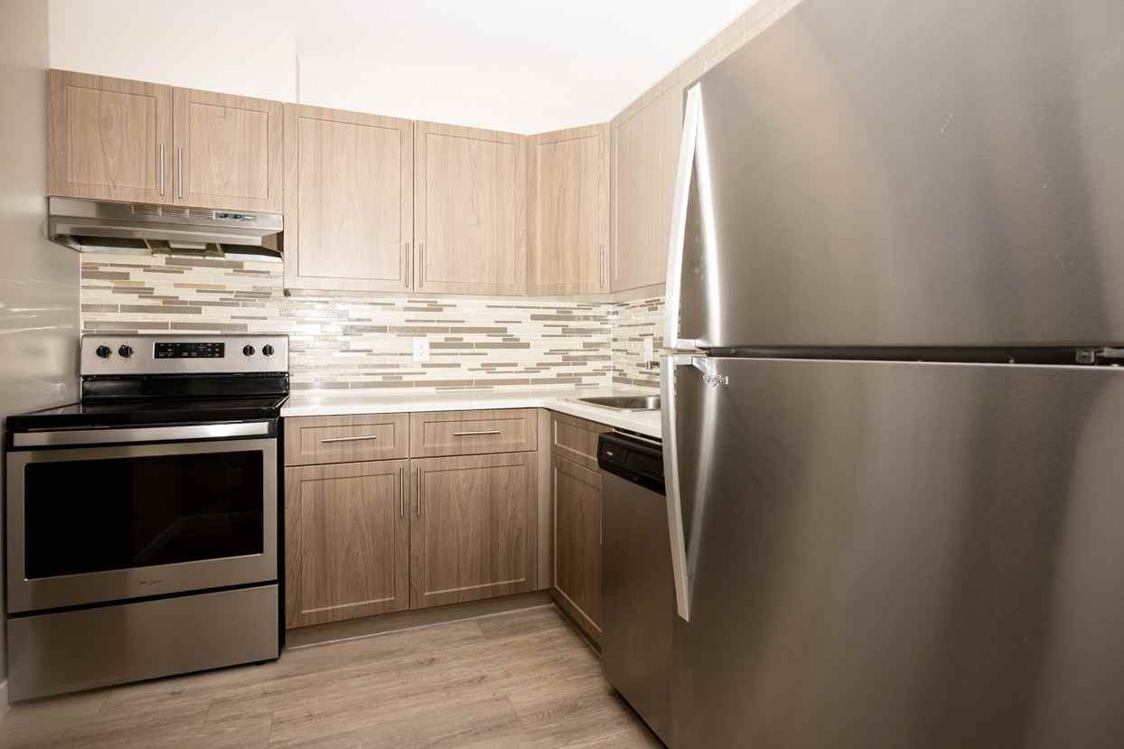 Polo Club Apartments - Photo 4 of 50