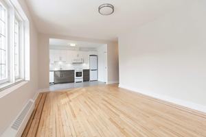 featured image of 6878 Rue Sherbrooke O