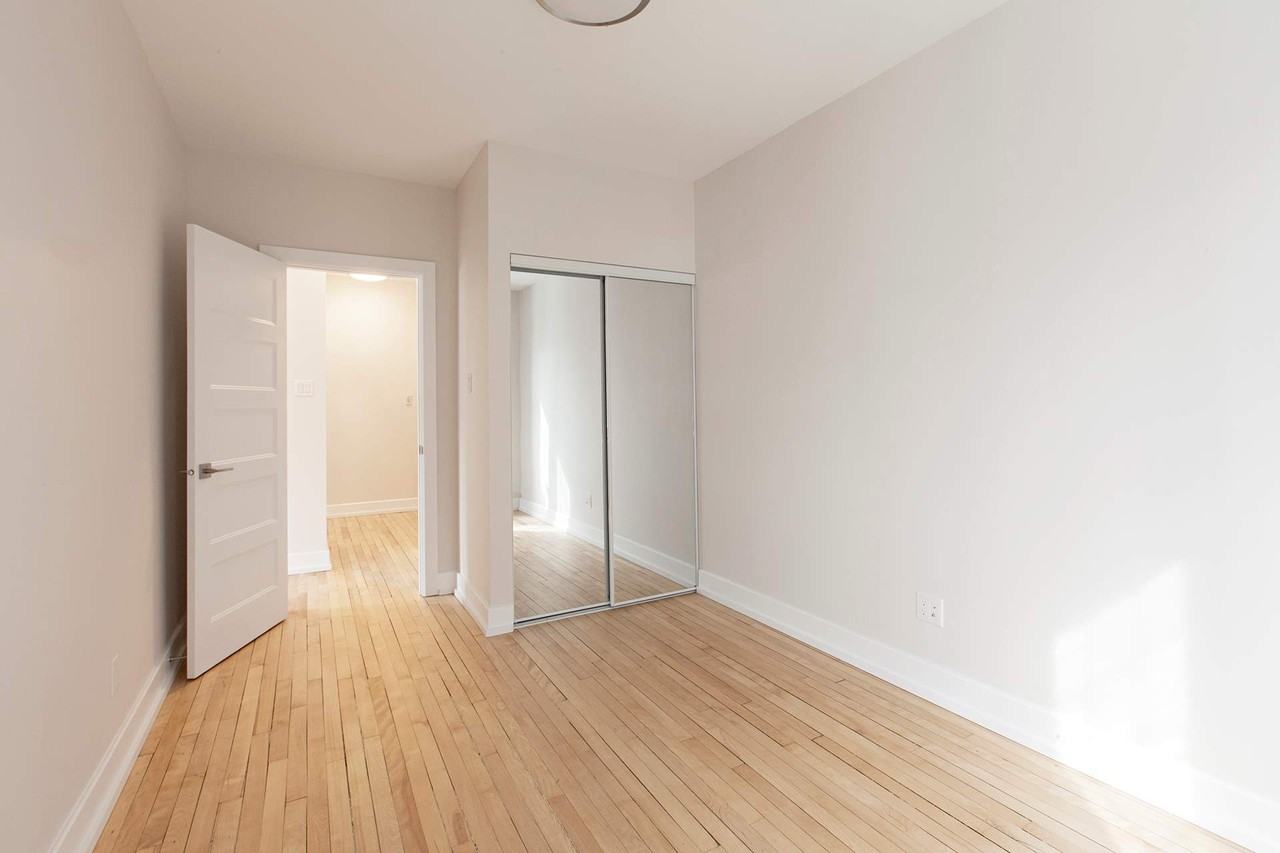 6878 Sherbrooke - Photo 6 of 19