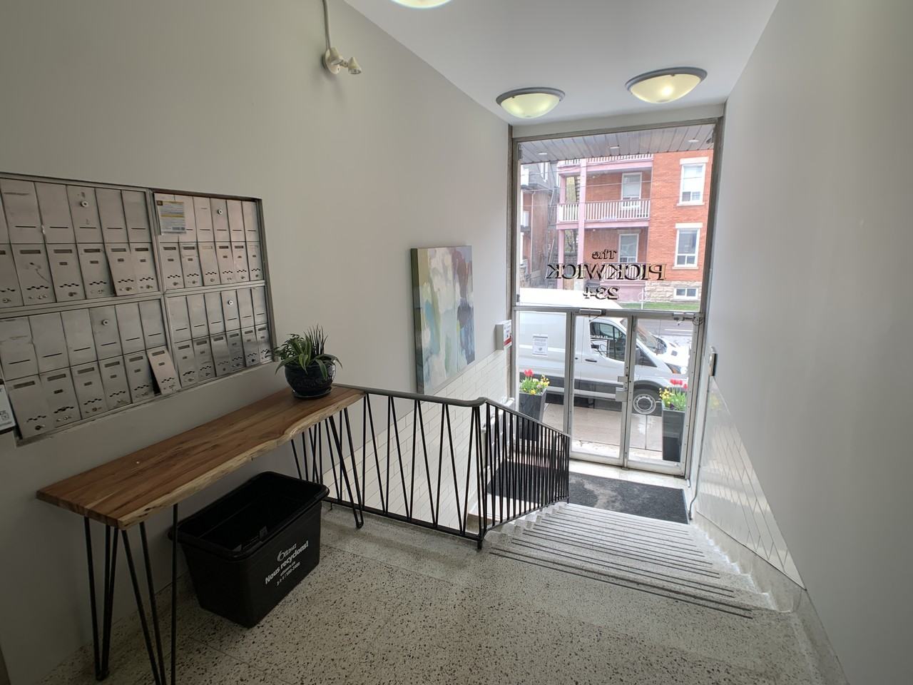 234 Charlotte St. - Photo 4 of 23