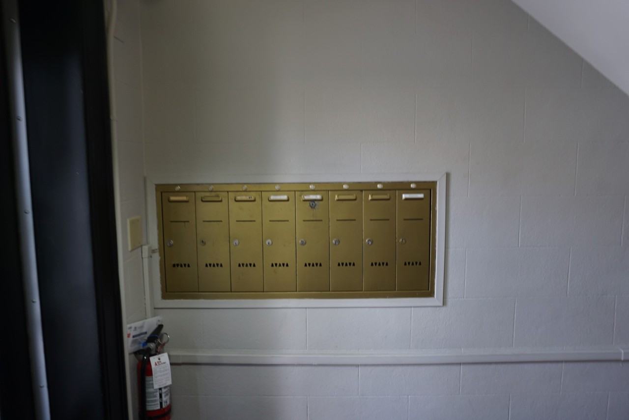 468 Clarence St. East - Photo 3 of 3