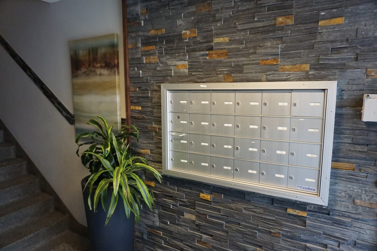 188 Lisgar St. - Photo 3 of 9