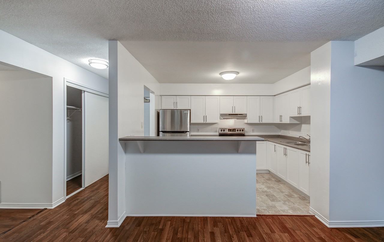 320 Emms Dr. - Photo 6 of 22