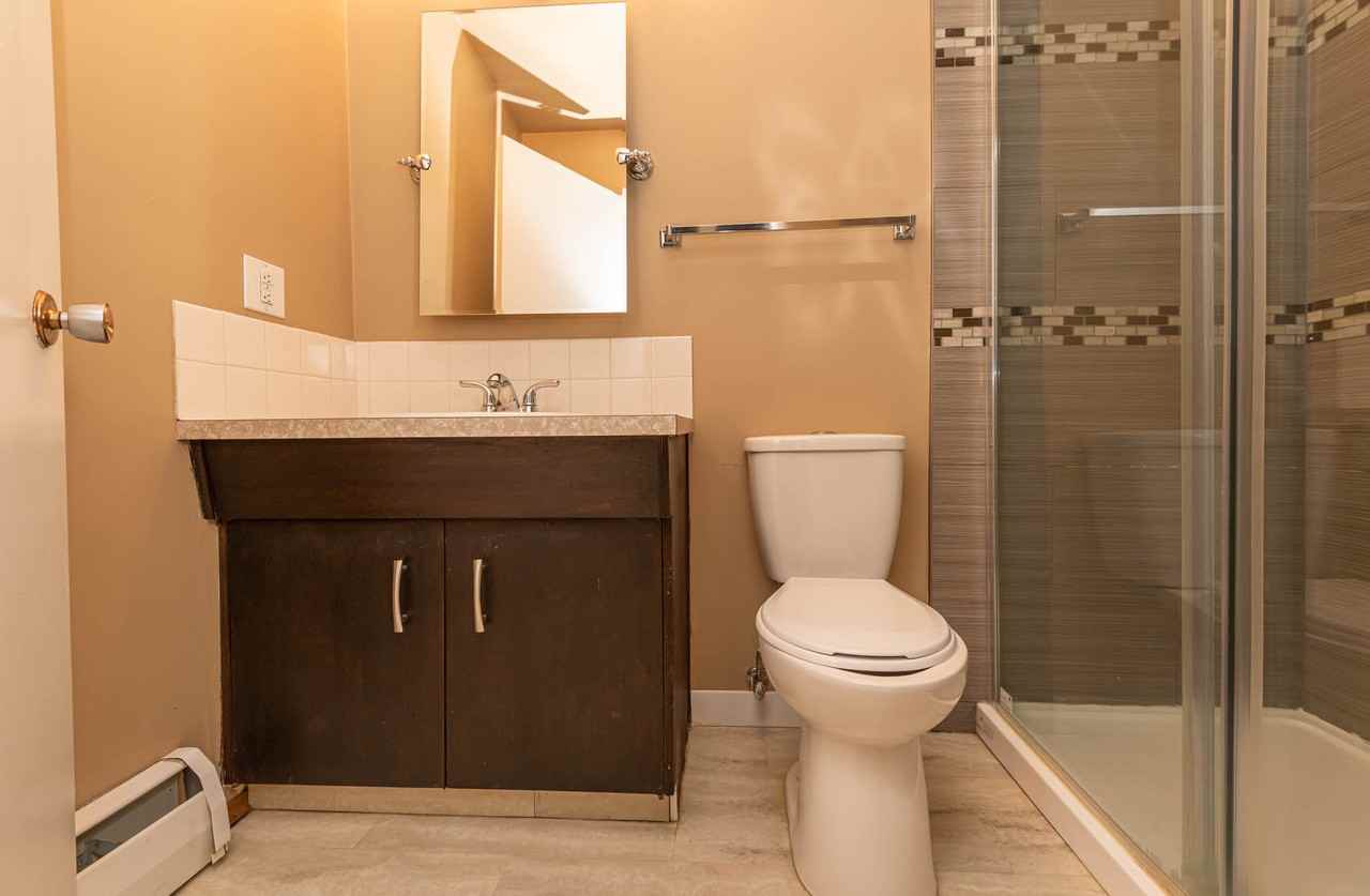 10512 83 Avenue - Photo 5 of 46