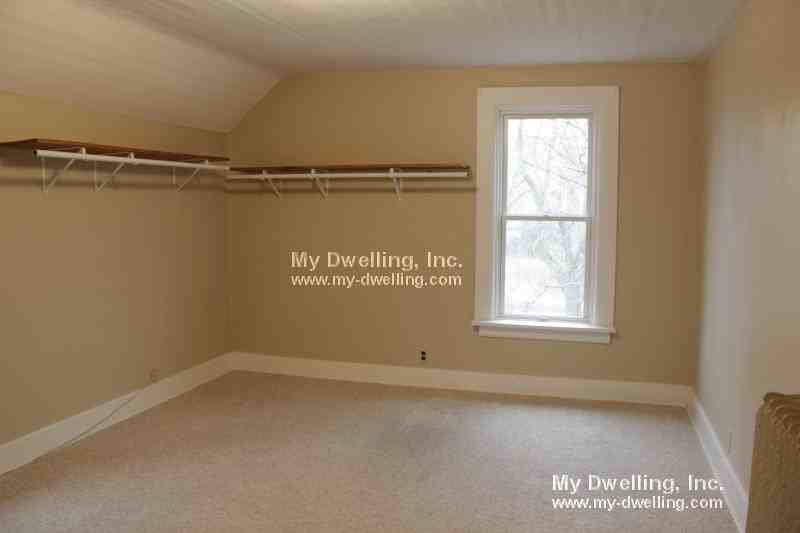 12026 W Freistadt Rd - Photo 3 of 11