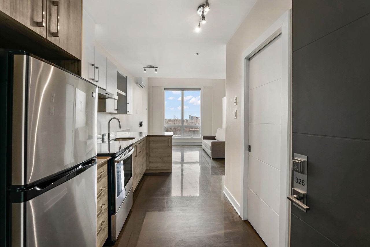 1428 Overdale - Photo 7 of 32