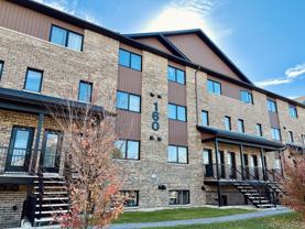 160/170 Rue de la Fabrique - Photo 1 of 1