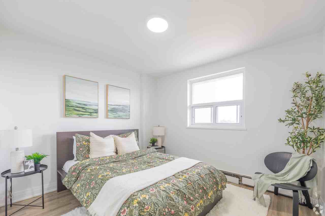 718 Lawrence Road - Photo 6 of 12