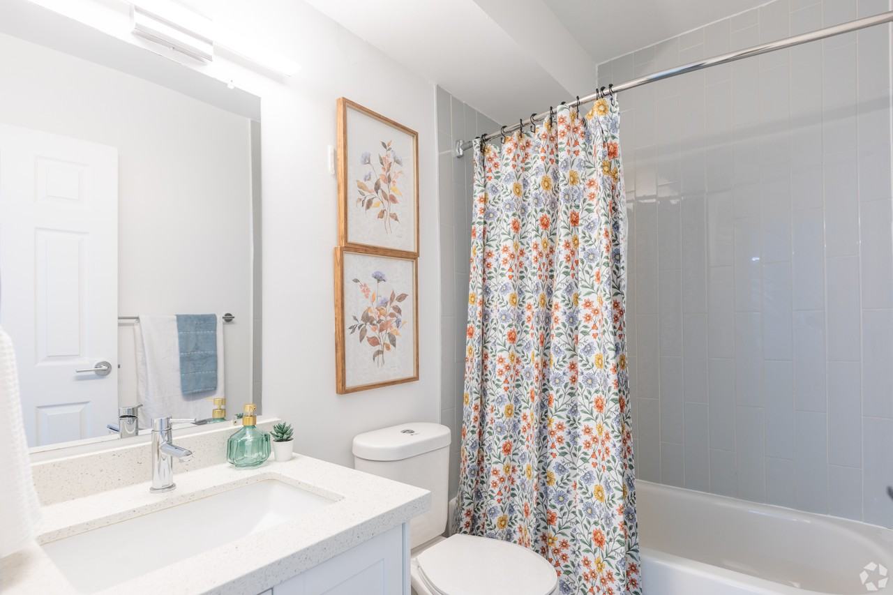 718 Lawrence Road - Photo 7 of 12