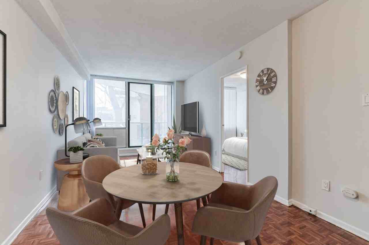 250 St. George - Photo 7 of 11