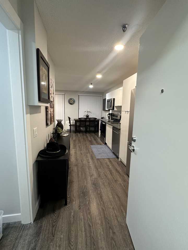 Princes Island Place - Photo 7 of 28