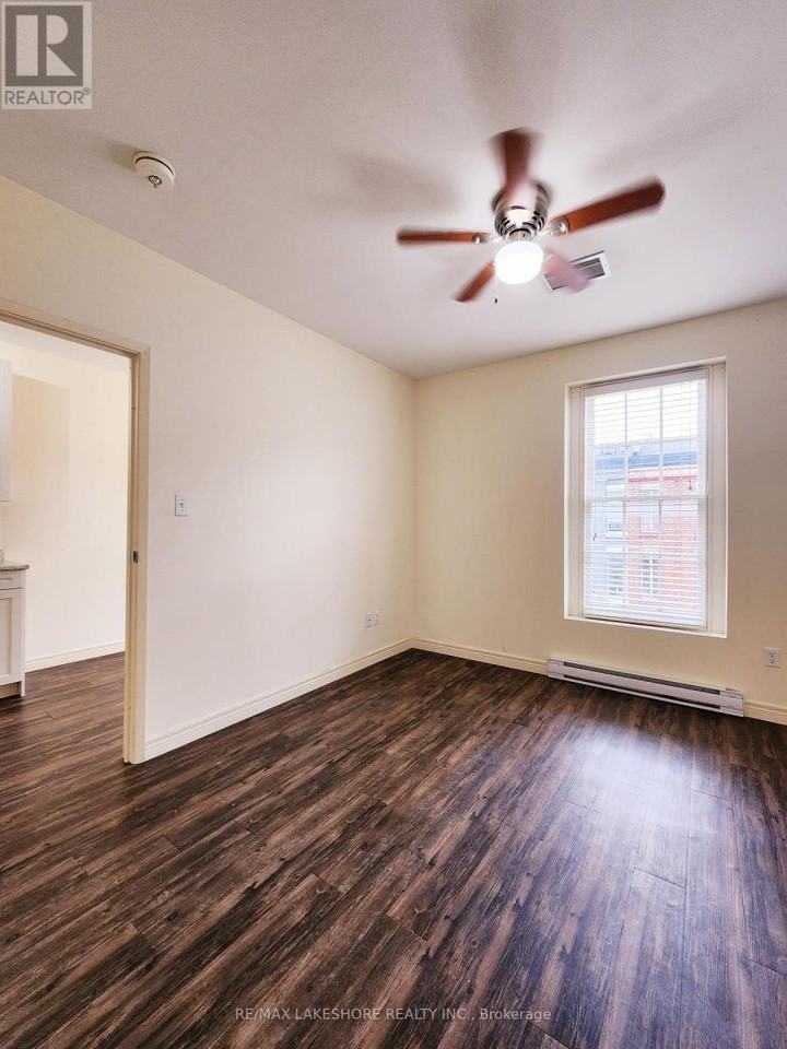 38 Walton Street - Photo 5 of 7