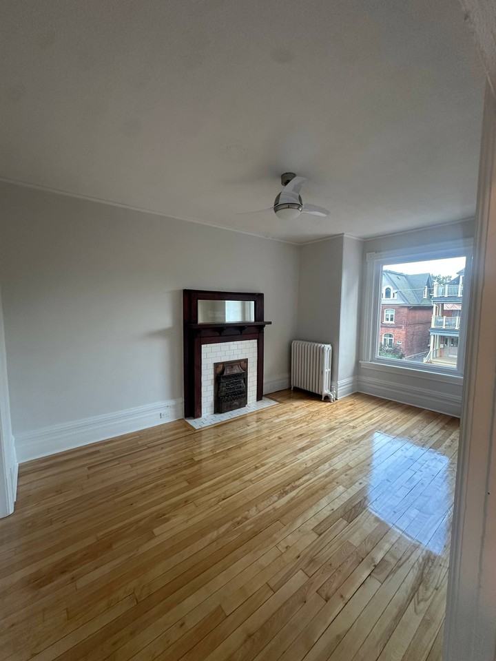 Maclaren & Macdonald - Photo 3 of 20