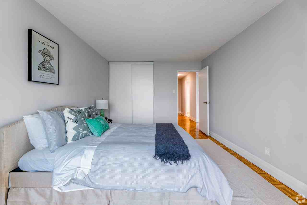 2-6 Silver Maple Court - Photo 7 of 14