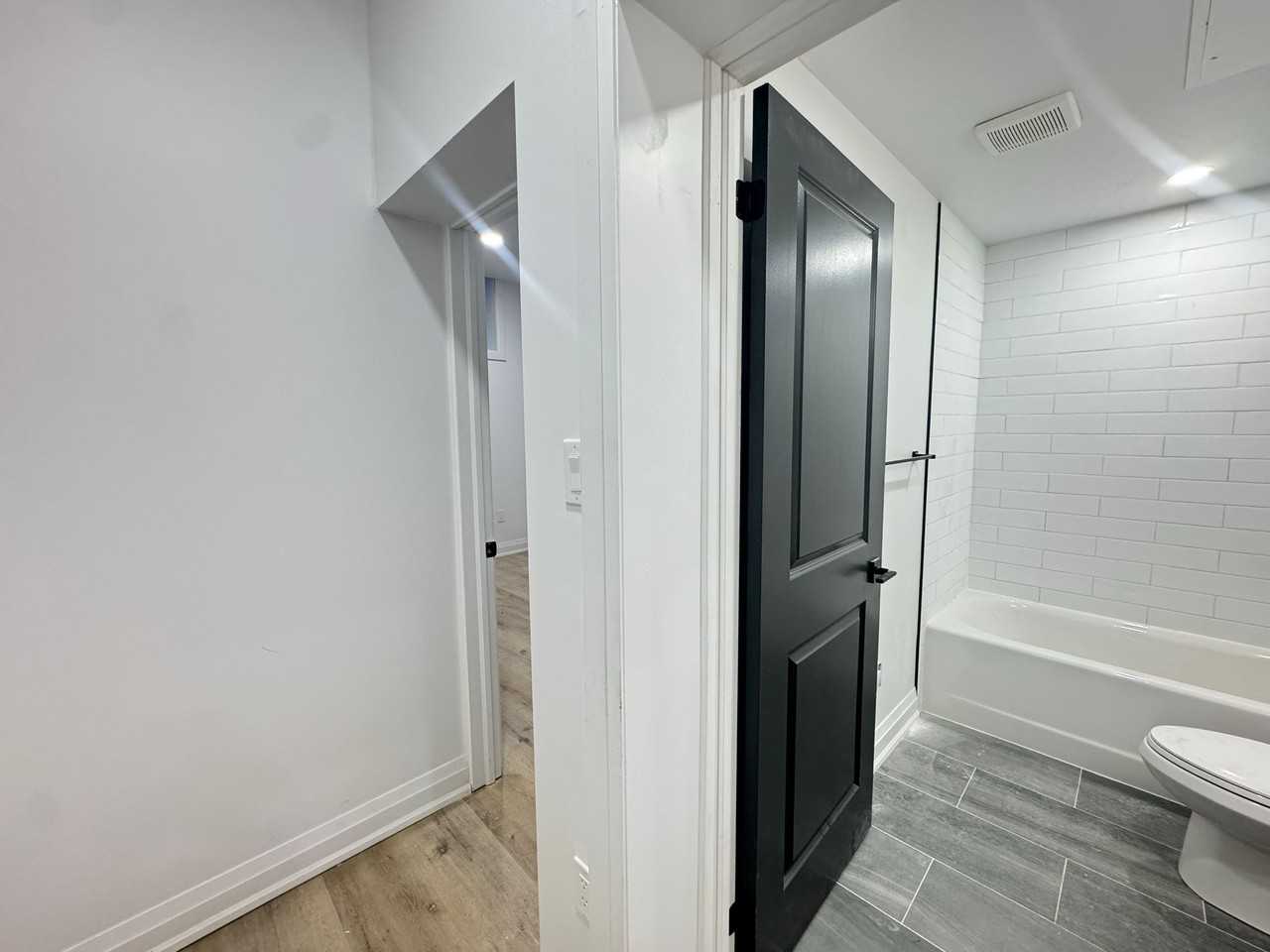 32 PRICE AVE - Photo 5 of 50