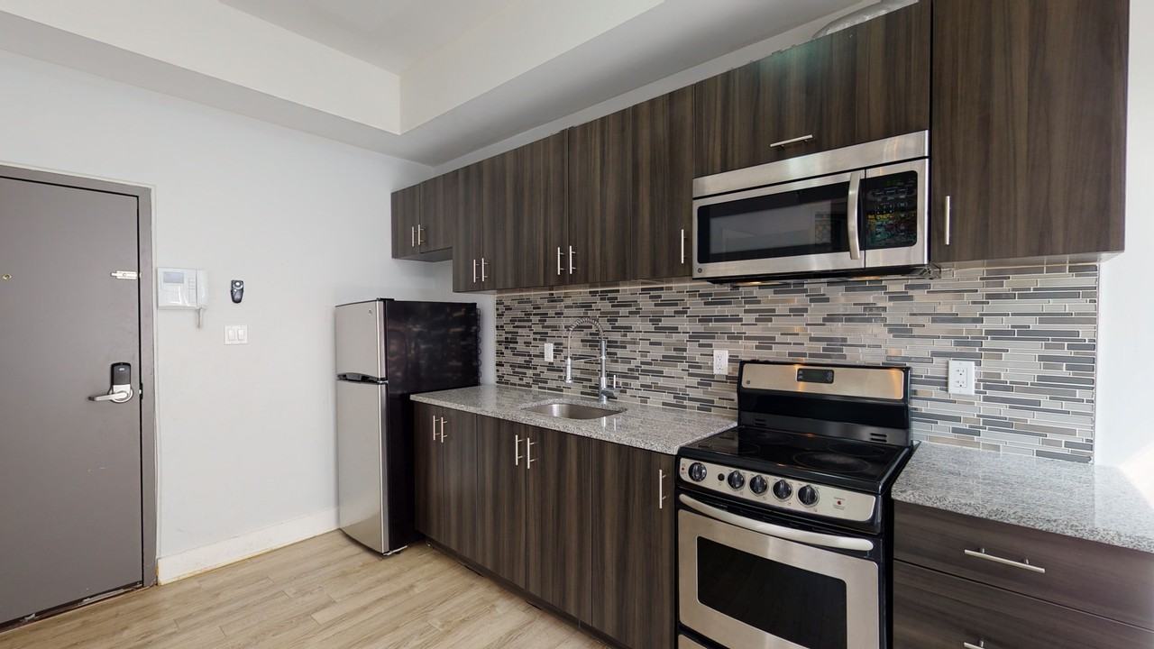 Laurier Apartments - Photo 3 of 5