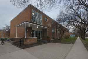 featured image of 704 Kildare Ave E