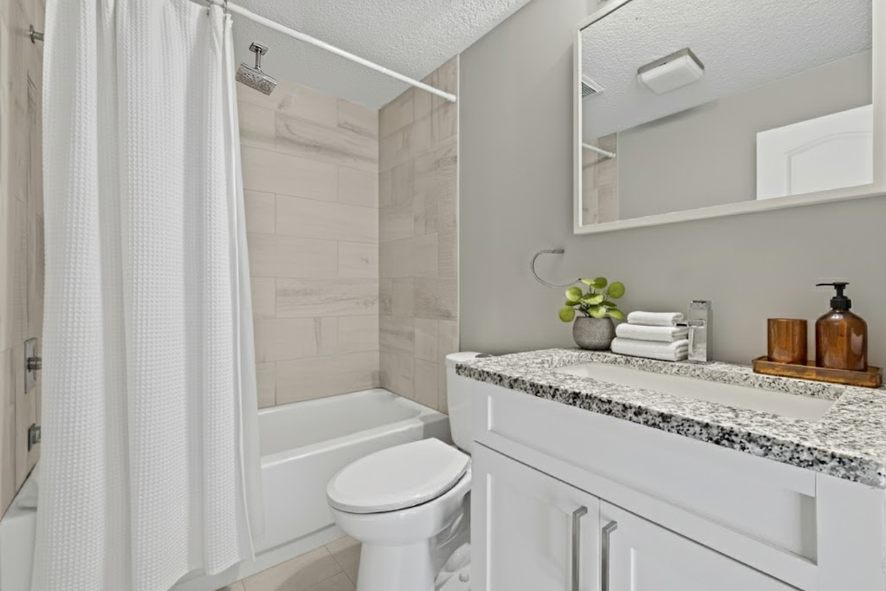 Delta - Photo 6 of 22