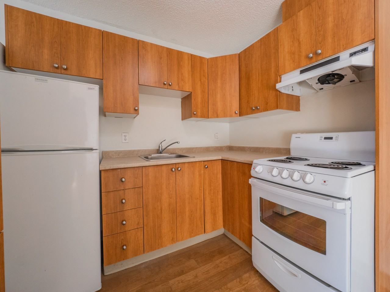 955 René-Lévesque Est - Photo 2 of 33