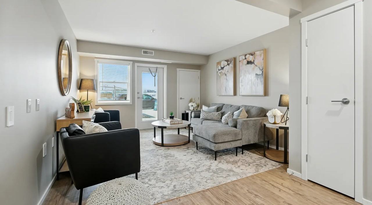 Kensington Court - Photo 7 of 18