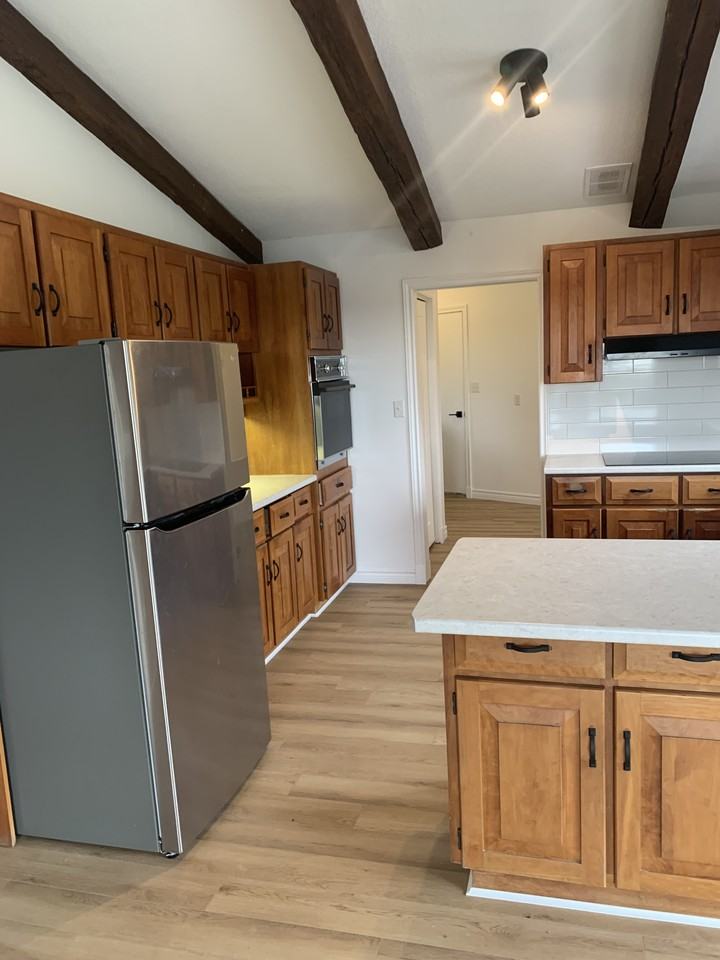 5403 Jones Baseline Road Guelph - Photo 7 of 38