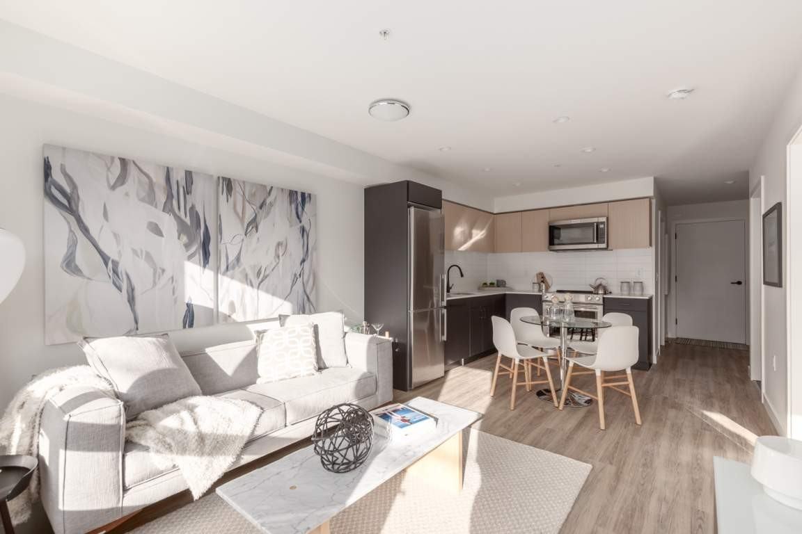 Conrad Apartments - Photo 5 of 15