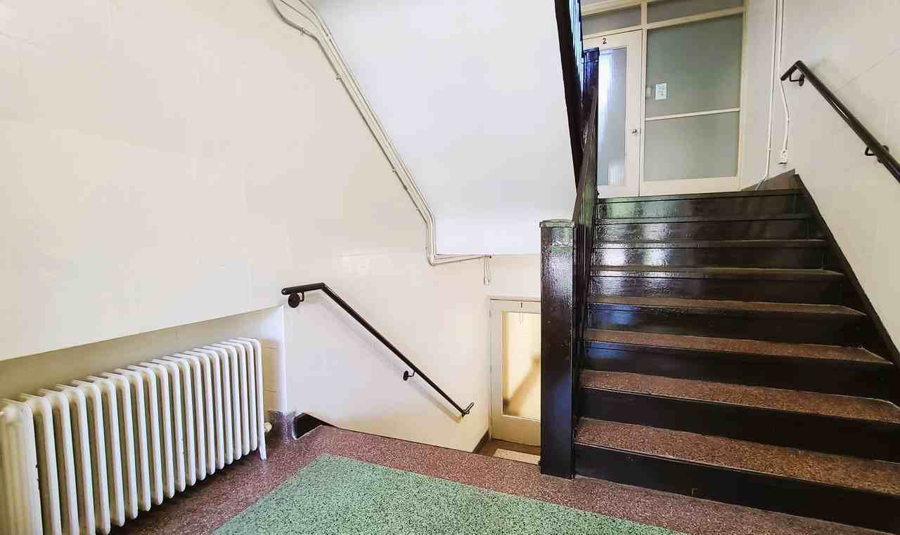 1637 Victoria Park Avenue - Photo 3 of 15