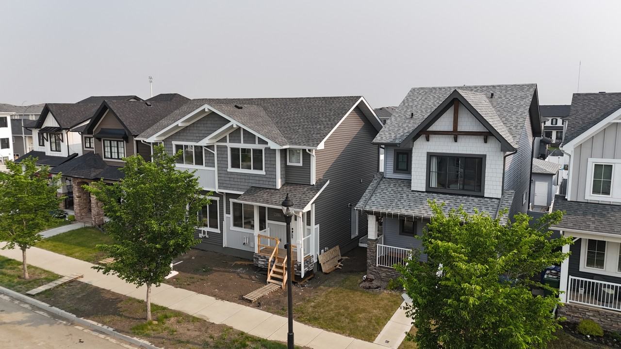 Buckingham Dr Duplex - Photo 2 of 9