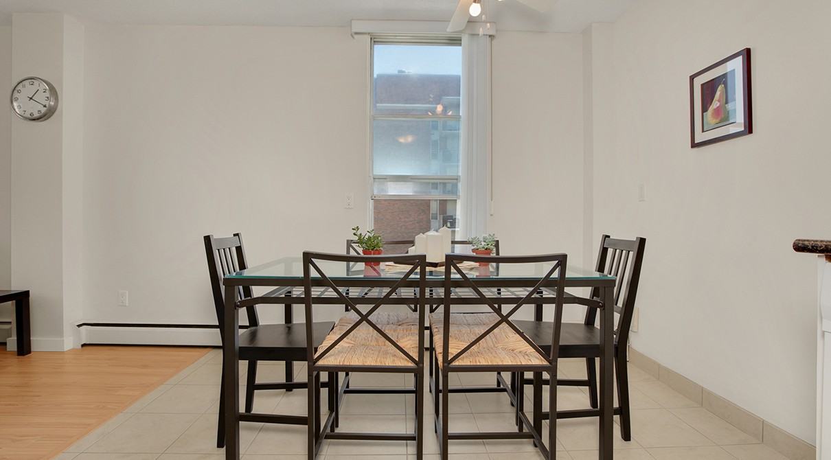 Queenswood House - Photo 5 of 20