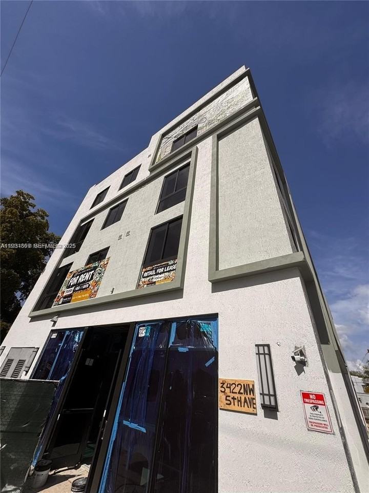 3422 Nw 5th Ave #107