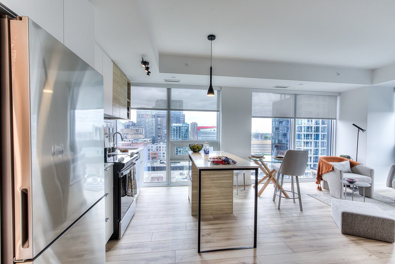 Bleury Luxury Apartments - Photo 2 of 11