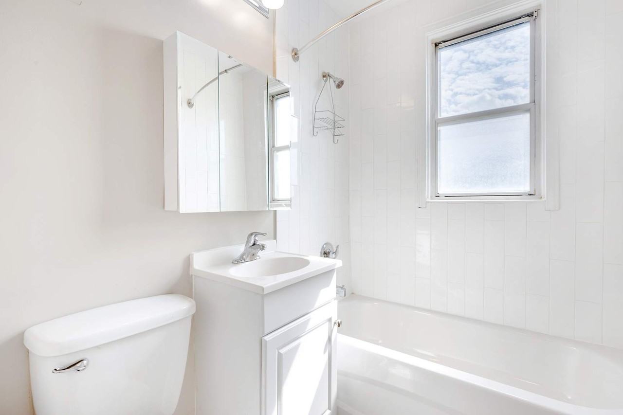 14,18,22,26 Engelhart Crescent - Photo 5 of 5