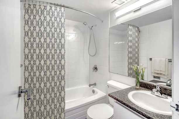 Royal Park Plaza - Photo 6 of 16