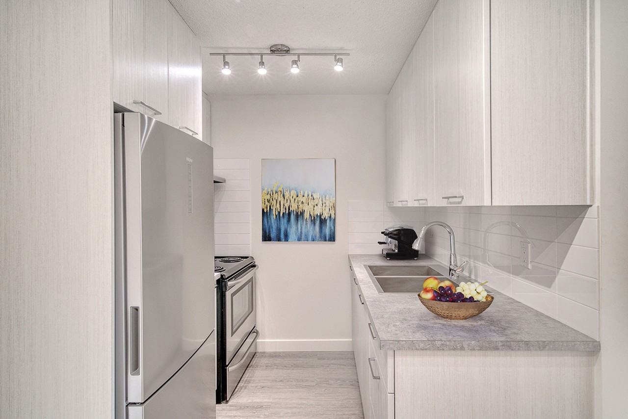 Broadway Centre - Photo 5 of 21