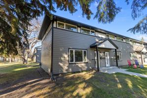 featured image of 54 54 Ave Crescent