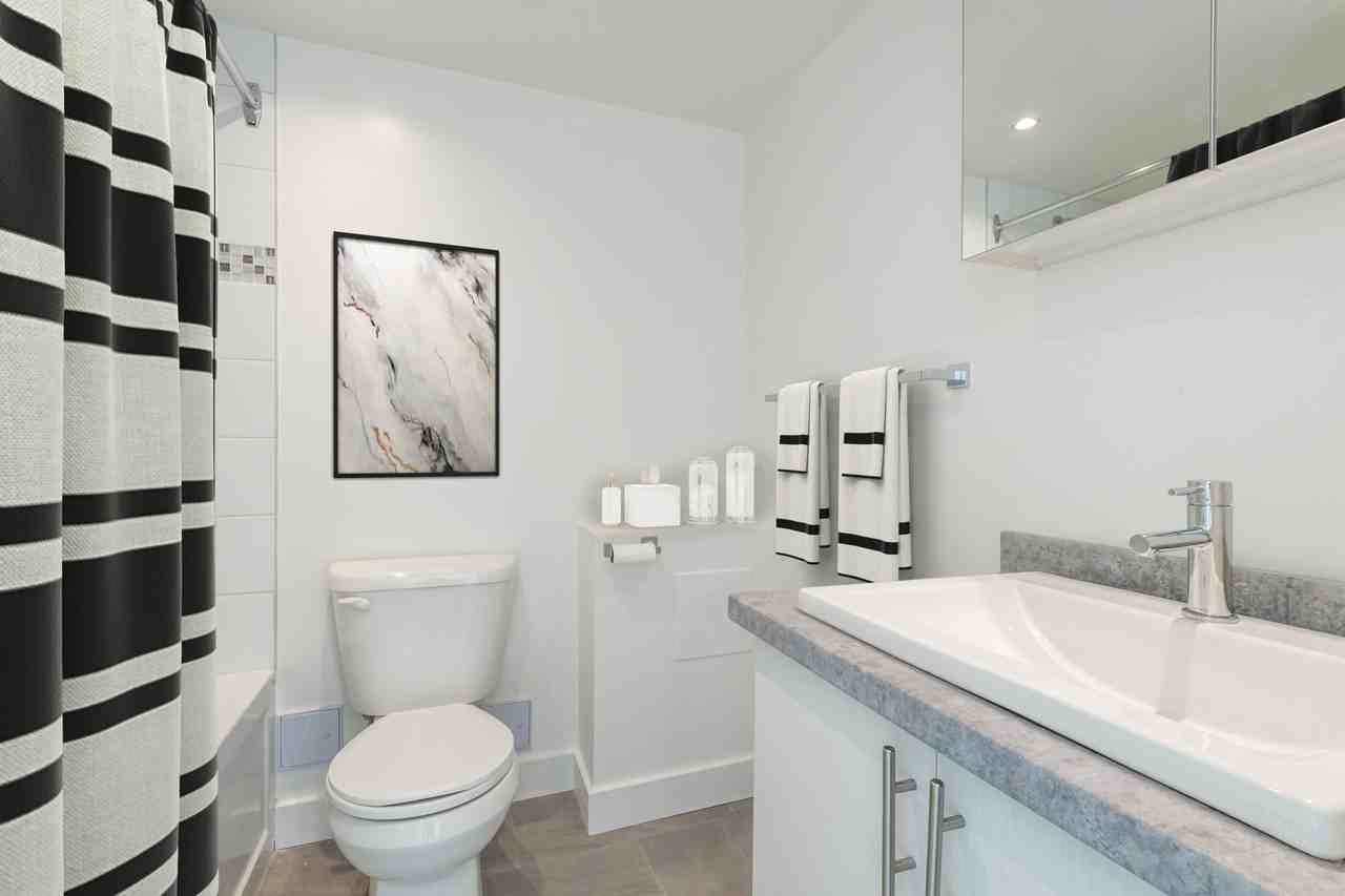 Hi-Rise 3 - Photo 3 of 9