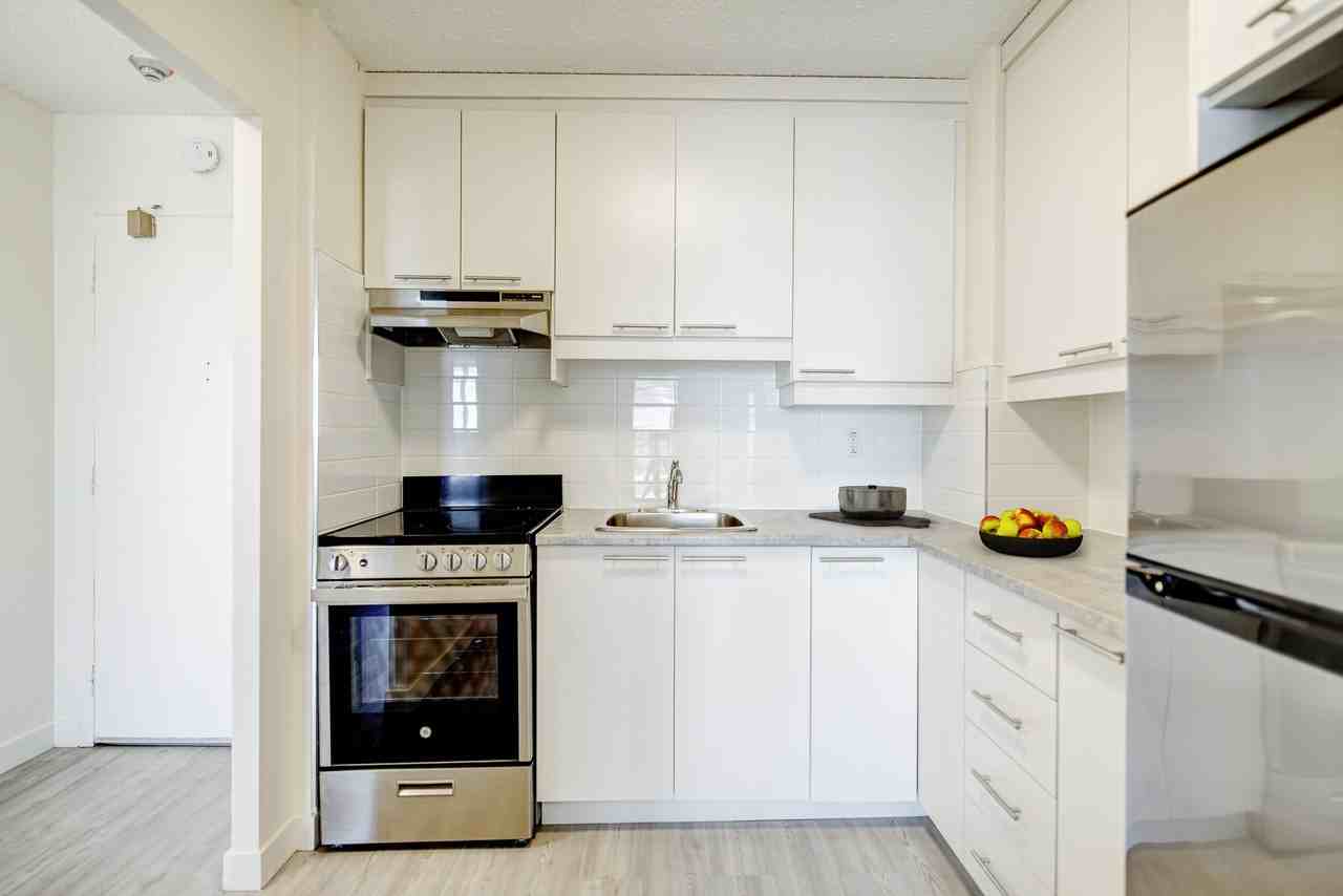 Le Quatre Cent - Photo 3 of 32