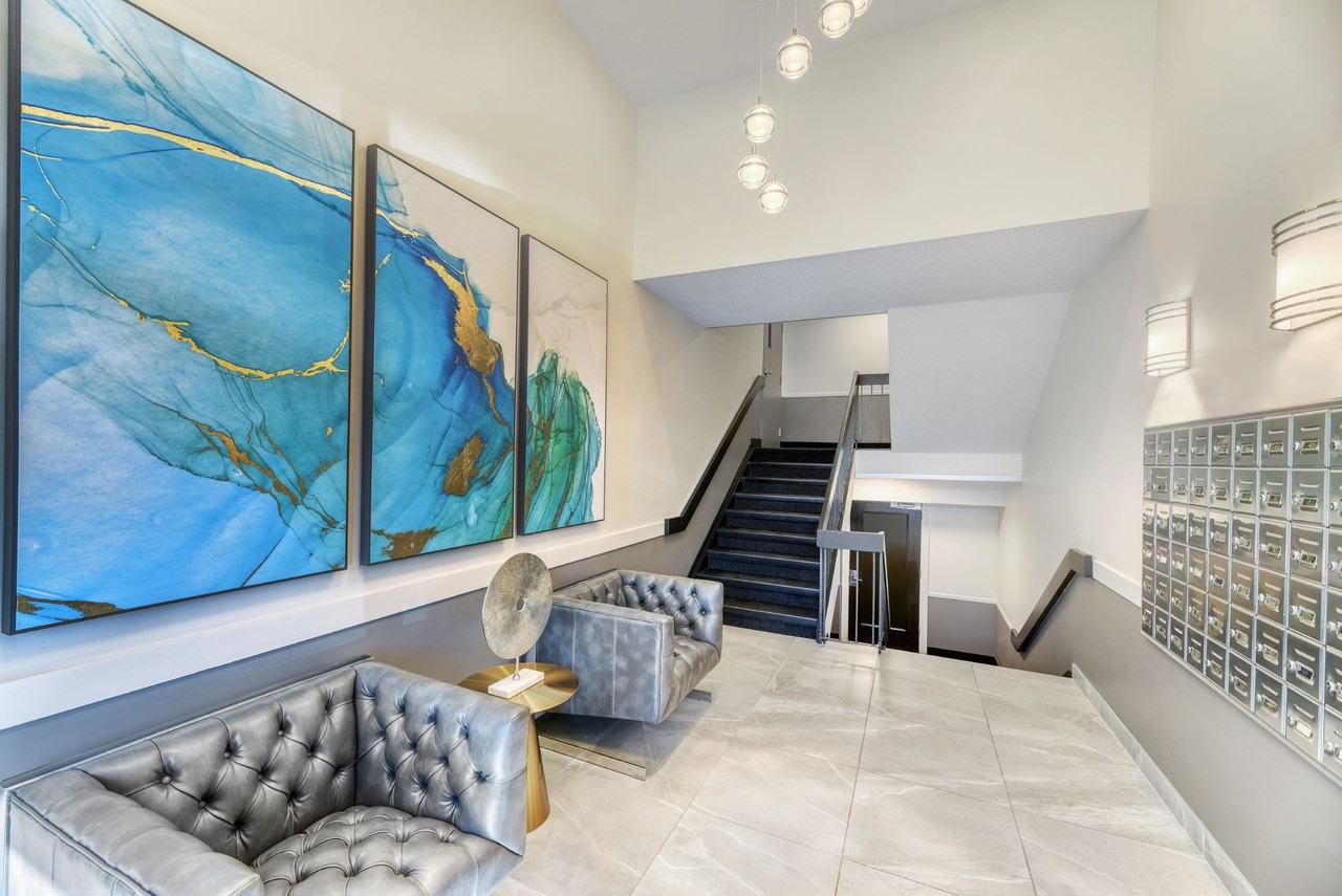 Lakeview Apartments - Photo 2 of 16