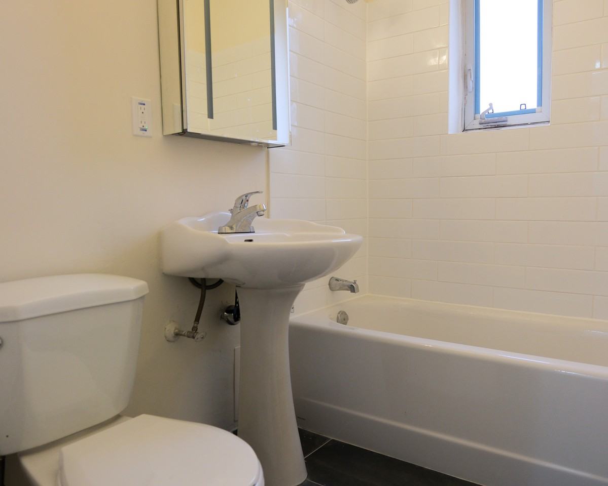 Montgomery Apartments - Photo 6 of 20