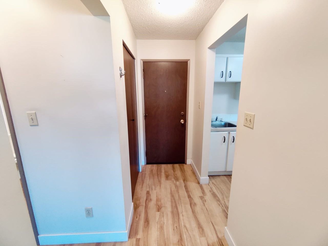 Dawson Place - Photo 7 of 17