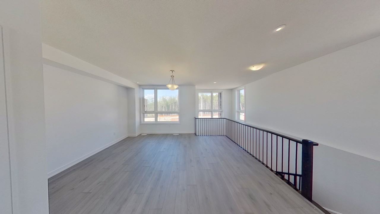 THREE BEDROOM TOWNHOME - BARRIE - Photo 6 of 18