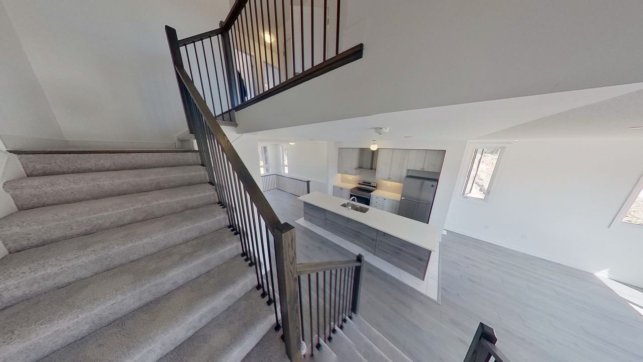 THREE BEDROOM TOWNHOME - BARRIE - Photo 7 of 18