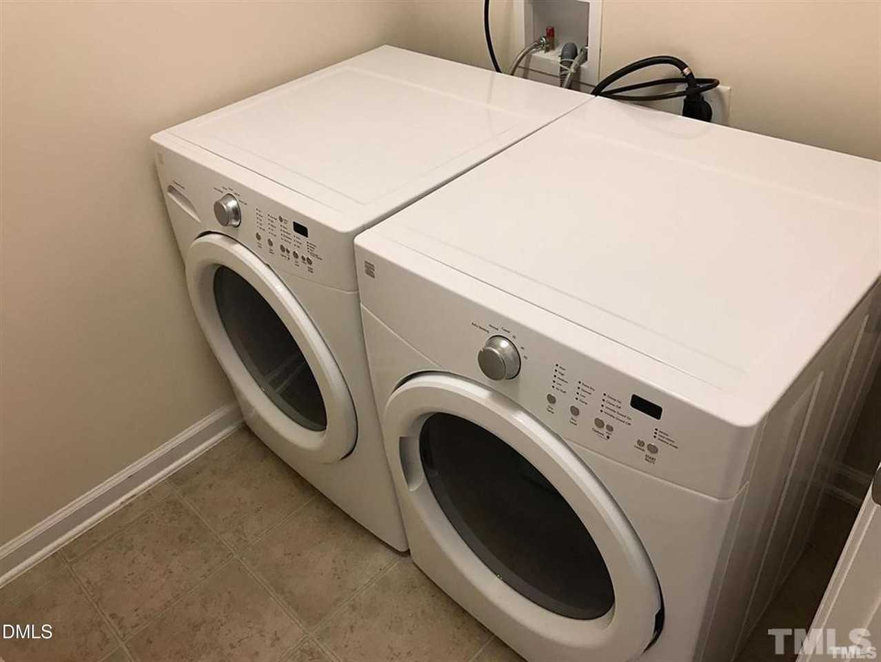 704 Denhoff Dr - Photo 6 of 8