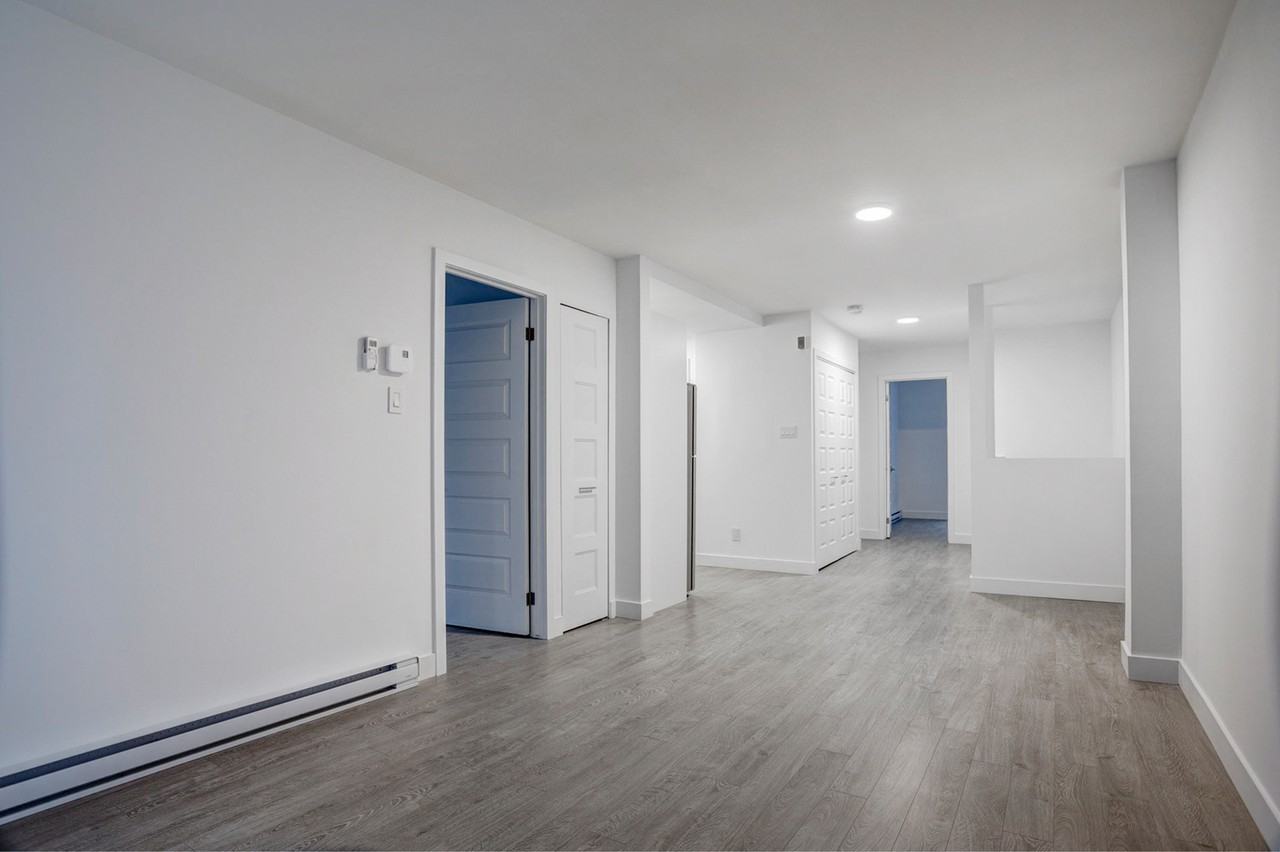 4300 Rue Saint-Antoine Ouest - Photo 4 of 12