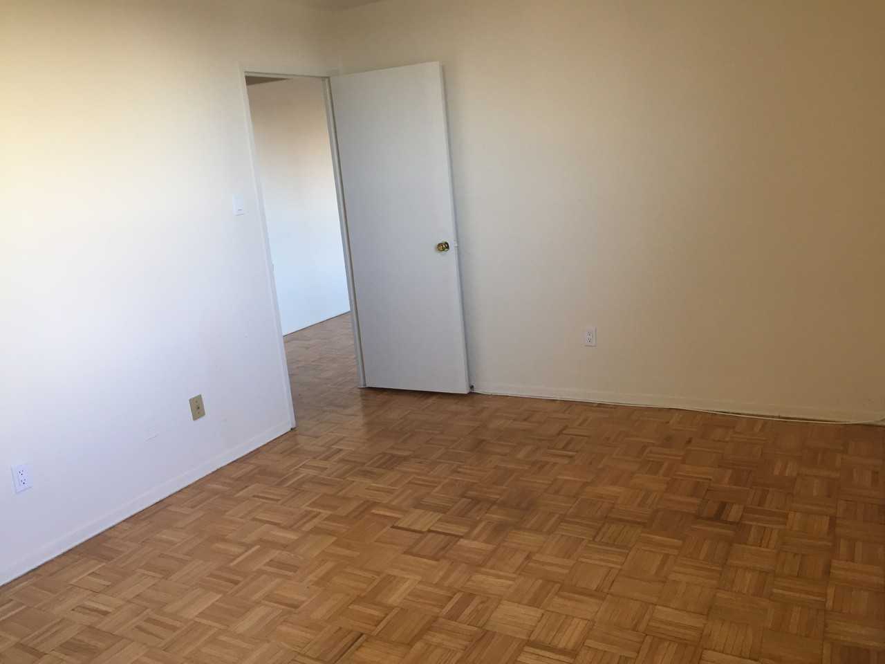 775 Steeles Avenue West - Photo 4 of 8