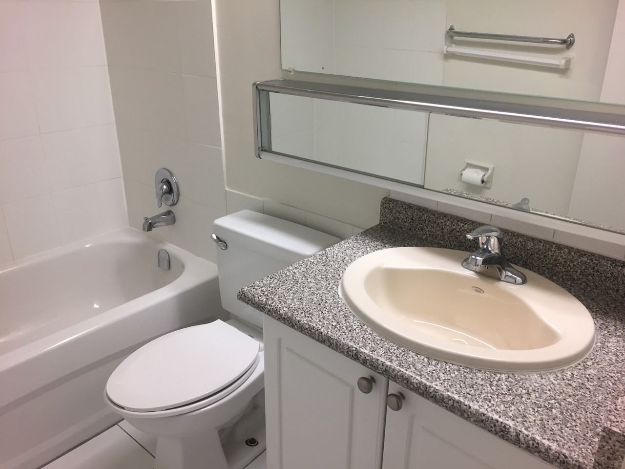 775 Steeles Avenue West - Photo 6 of 8