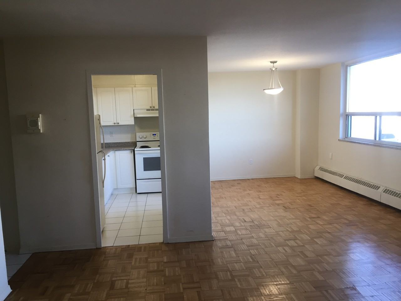 775 Steeles Avenue West - Photo 7 of 8