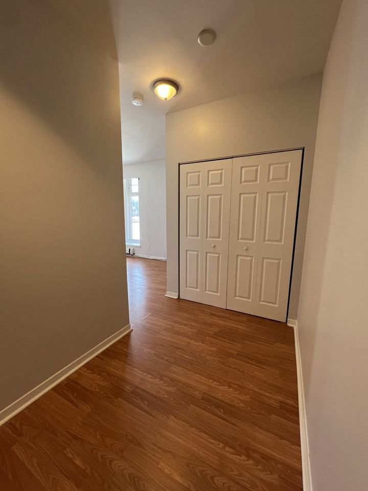 175 King Edward - Photo 6 of 10