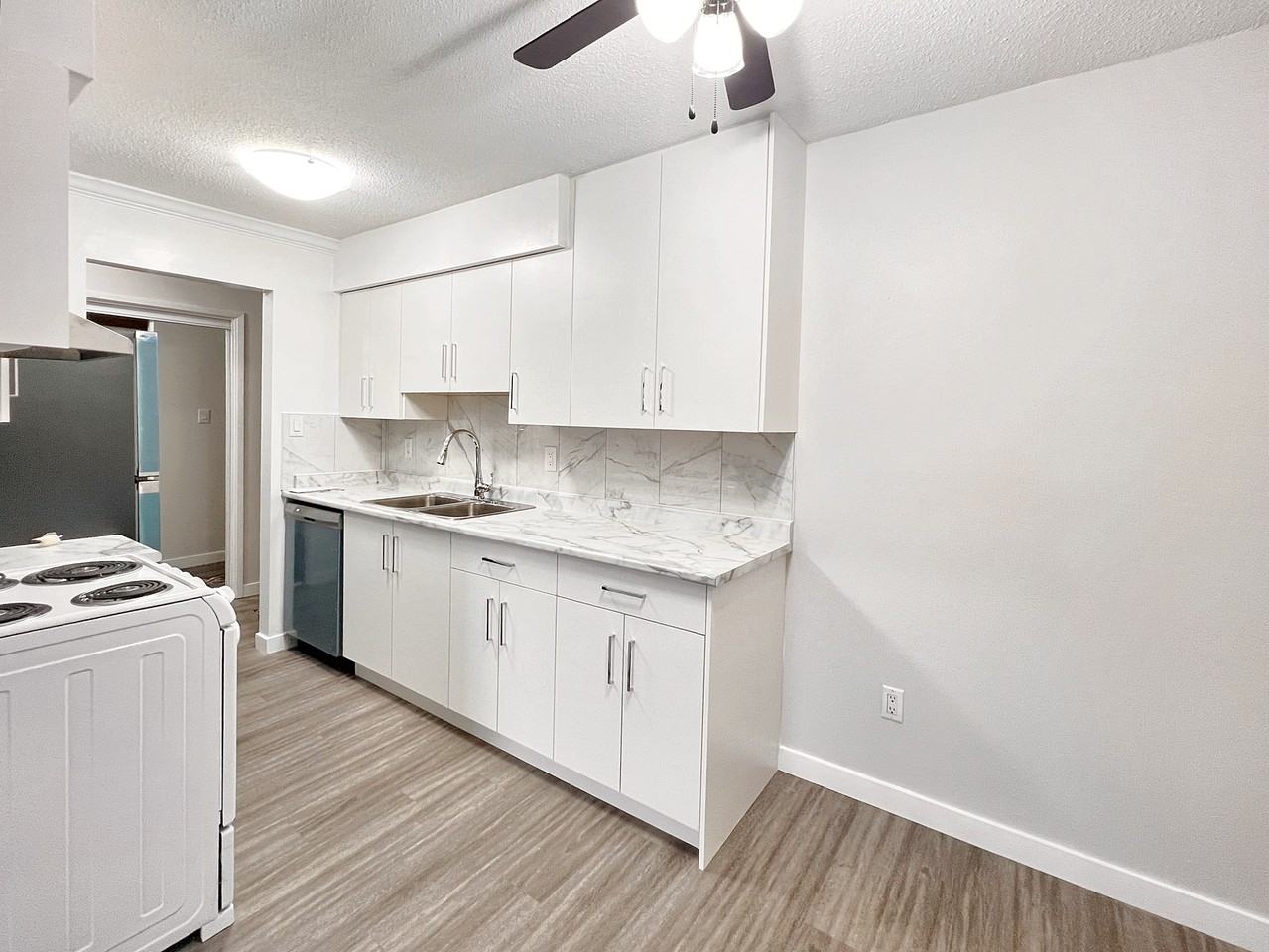 Mandalay Terrace - Photo 7 of 11