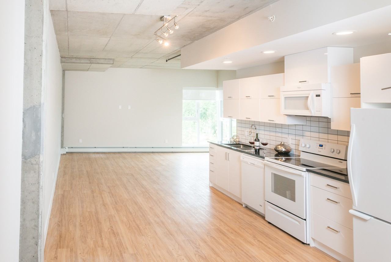 St Claire - Photo 3 of 18